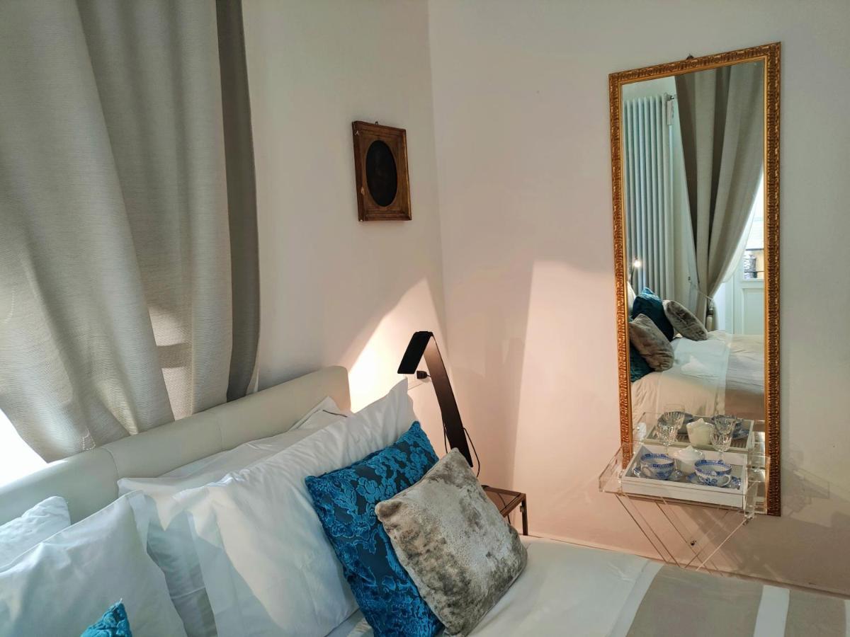 Piazza San Rocco Suite Art Verbania Exterior photo